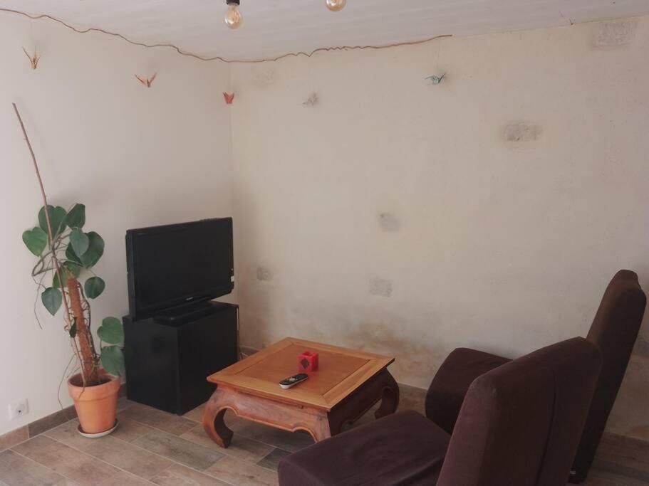 Logement Renove Proche Foret Baud 外观 照片